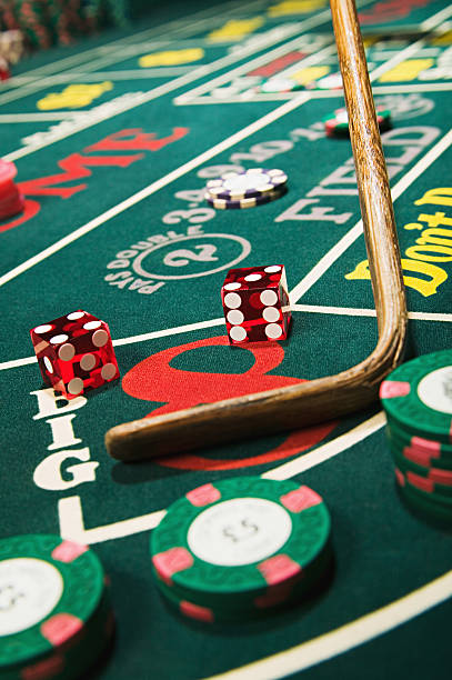 line jitu platform interface showing sports, slots, and live-dealer sections